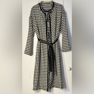 NWT HaveOne (Italy) Black & White Houndstooth Long Blazer/Jacket Chanel Vibe
